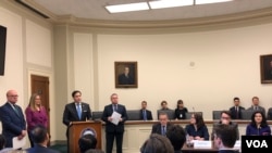 美国国会暨行政当局中国委员会（CECC）2020年3月11日召开就维吾尔强迫劳动问题召开讨论会。（美国之音记者李逸华摄）