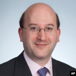 华盛顿选举法律师罗伯特•克尔纳