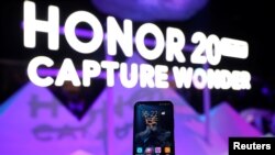 华为公司旗下荣耀手机的一款手机（路透社2019年5月）