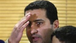 Muslim Brotherhood candidates for parliament speak to residents of a Cairo neighborhood, Egypt, November 26, 2011. (VOA - Y. Weeks)