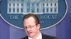 White House spokesman Robert Gibbs (file photo)