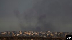 دود ناشی از انفجار در غزه (پنجشنبه ۱۶ آذر ۱۴۰۳)