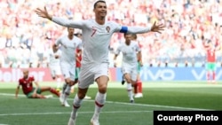 رونالدو، کپتان پرتگال، یکبار دیگر ستارۀ میدان بود و تیمش را به پیروزی در برابر مراکش رهنمون کرد