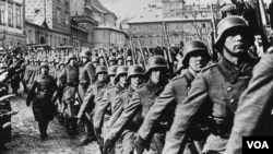 II Dünya Müharibəsində 60 milyon adamın həlak olduğu təxmin edilir.