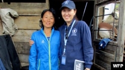 ពិធី​ដង្ហែ​​ព្រះ​សព​របស់​សម្តេច​ក្រុម​ព្រះ​នរោត្តម​ រណឫទ្ធិ​ ចេញ​ពី​ព្រះដំណាក់​ ទៅ​កាន់​វាល​ព្រះមេរុ ​មុខ​វត្តបុទមវតី​ រាជធានី​ភ្នំពេញ​ ថ្ងៃទី៨​ ខែធ្នូ​ ឆ្នាំ​២០២១។ (ហ៊ាន សុជាតា/វីអូអេ)