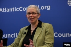 人权观察中国项目主任苏菲理查森 ( 美国之音钟辰芳)