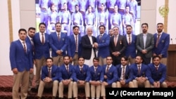 تیم ملی کرکت افغانستان در دیدار با رئیس جمهور غنی در ارگ ریاست جمهوری