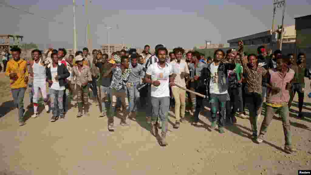 የኦሮሞ ፌደራሊስት ኮንግሬስ /ኦፌኮ/ ሊቀመንበር ዶ/ር መረራ ጉዲና 