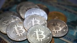 ارزدیجیتال بیت‌کوین - آرشیو