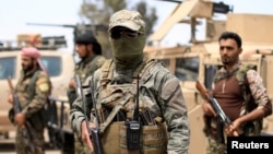 نیروهای دموکراتیک سوریه ائتلافی از کردها و عرب های سوریه است که در جنگ علیه داعش از حمایت آمریکا برخوردار هستند.