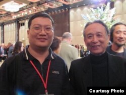 野渡(左) (博讯网)