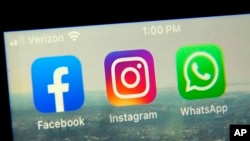 Applikasyon mobil pou Facebook, Instagram ak WhatsApp. 