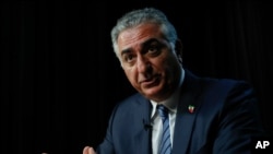 رضا پهلوی - آرشیو