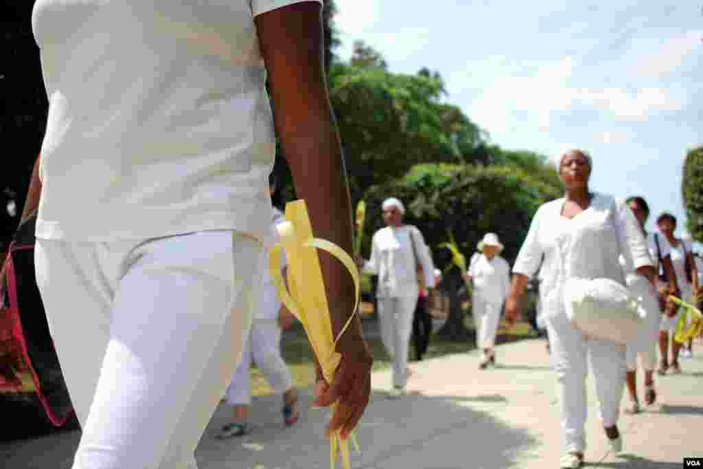 2016年3月20日古巴白衣女士在哈瓦那抗议（美国之音/马奇）