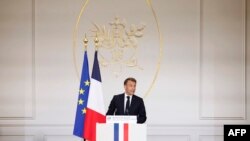 法国总统埃马妞埃尔·马克龙（Emmanuel Macron）周二(2024年5月21日) 对聚集在爱丽舍宫的人工智能(AI)业界人士发表讲话。（法新社）