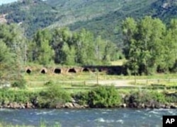 These aren't caves. They're some of the ovens in which Osgood's workers made coke out of coal. The coke, in turn, was shipped to his steel mill in Pueblo, Colorado.
