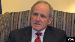 제임스 리시 공화당 상원의원.