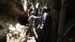 Ayaana Irreechaa Bishooftutti Sambat-duraa darbe danqame irratti reefa namoota dhumanii boolo keessaa baasudhaa warra achtti kaleessa tattaafachaa turan keessa tokko maatiin mana tokko namni shan jalaa du'e jiraachuu dubbata