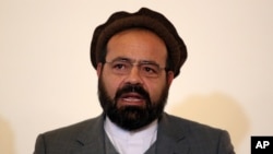 آقای امین گفت که سند صلح و مراحل اعمال آن با شورای عالی صلح و شورای امنیت ملی نهایی شده است