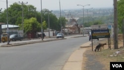 Irin yadda wurare ke yin shiru kenan a birnin Yola da zaran mutane sun shige