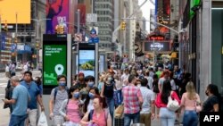 资料图片：美国纽约时报广场。（2021年7月13日）