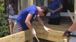 Putting Electronics Aside, Teens Focus on Helping Others