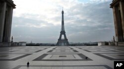 新冠疫情下的巴黎夏乐宫 （2020年3月18日）