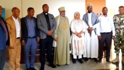 ወይዘሮ ሙፈሪያት በድሬዳዋ ቆይታቸው ከድሬዳዋ አስተዳደር የሀይማኖት ተቋማት ጉባዔ አመራሮችና ከጸጥታ ሃይሎች ጋርም ምክክር አድርገዋል።