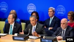 باراک اوباما رئیس جمهوری آمریکا (وسط) در نشست مبارزه با تروریسم در حاشیه اجلاس مجمع عمومی سازمان ملل متحد در نیویورک - ۷ مهر ۱۳۹۴ 