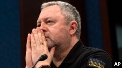 آندری کوستین، دادستان کل اوکراین، در جلسه شهادت کمیته روابط خارجی مجلس نمایندگان ایالات متحده، واشنگتن - ۱۹ آوریل ۲۰۲۳ (۳۰ فروردین ۱۴۰۲)