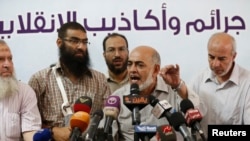 穆斯林兄弟会成员，新的工党的书记对记者讲话