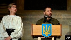 ولودیمیر زلنسکی، رپیس‌جمهور اوکراین و همسرش