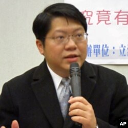 台湾两岸协议监督联盟召集人赖中强律师(资料照片)