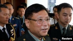 中国代表团团长何雷中将出席2017年香格里拉对话会（路透社）