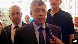 Mendagri Mesir Mohamed Ibrahim selamat dari sebuah ledakan bom yang diduga sebagai upaya pembunuhan (foto: dok).