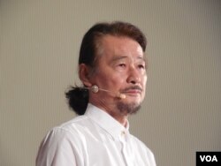 前民进党主席施明德5月21日在台北宣布参选总统时发表参选承诺(美国之音赵婉成拍摄)