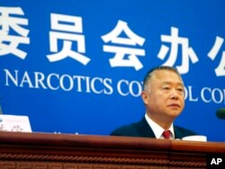 中国国际禁毒委员会副主任刘跃进在记者会上。（2019年9月3日）