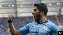 سوارز، مهاجم یوروگوای و تیم بارسلونا، تنها گول تیمش را وارد دروازۀ عربستان سعودی کرد