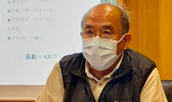 香港民意研究所副行政总裁钟剑华表示，港府发信要求其他国家不承认BNO的做法荒谬（美国之音/汤惠芸）