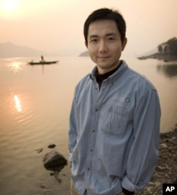 张爽说长江流域修四万个大坝太多