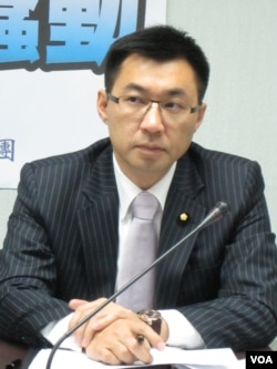 国民党立委 江启臣(美国之音張永泰拍摄)