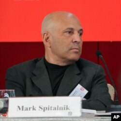 美国商人马克捷足先登进入中国老人住房与护理市场