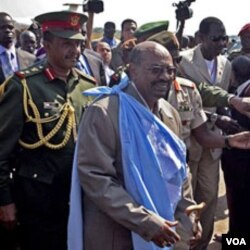 Presiden Omar al-Bashir saat mengunjungi Juba, ibukota Sudan selatan, Selasa 4 januari 2010.