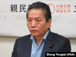 台湾在野党亲民党立委李鸿钧（美国之音张永泰拍摄）