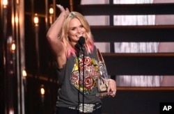 Miranda Lambert accepts the award for female vocalist of the year at the 49th annual CMA Awards at the Bridgestone Arena on Nov. 4, 2015, in Nashville, Tenn.
