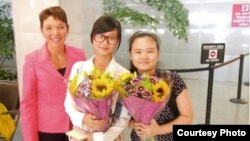 女权无疆界负责人瑞洁（左）张安妮（右）和张儒莉（女权无疆界组织提供）