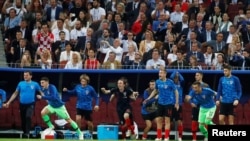 Kirooshiyaan miiluma Arjentiinaa 3-0 qaarifteen Ingilaandillee 2-1 dhuqi tolchite