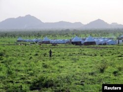 ጋምቤላ የሚገኘው የደቡብ ሱዳን በጠለያ ጣቢያ