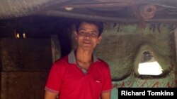 A resident of a slum in New Delhi, Devraj Singh (Anjana Pasricha/VOA)