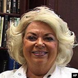 加州教师玛丽·凯瑟琳·斯旺森